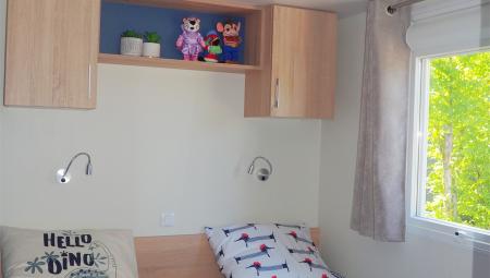 OL SI37 Brehat Bedroom 2